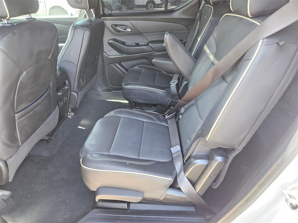 used 2023 Chevrolet Traverse car, priced at $33,000