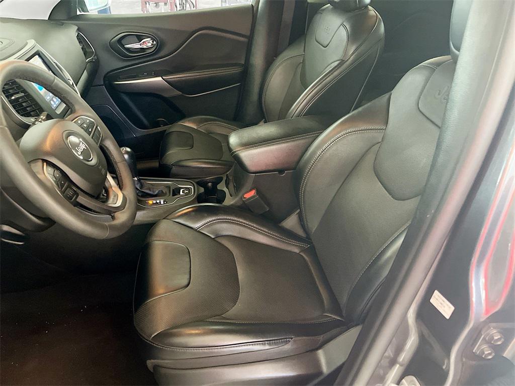 used 2022 Jeep Cherokee car, priced at $18,600
