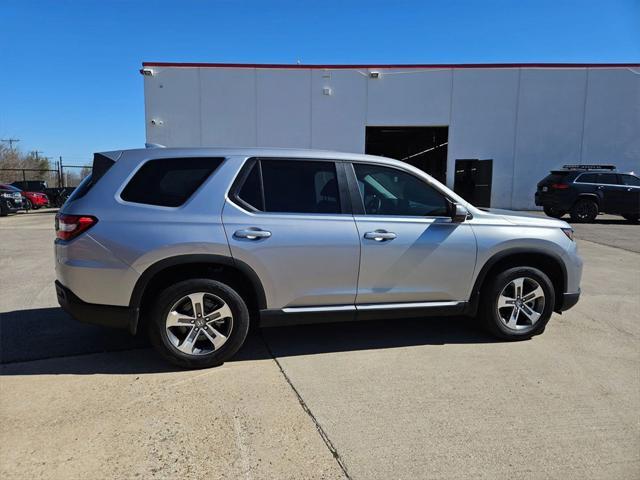 used 2025 Honda Pilot car, priced at $36,000