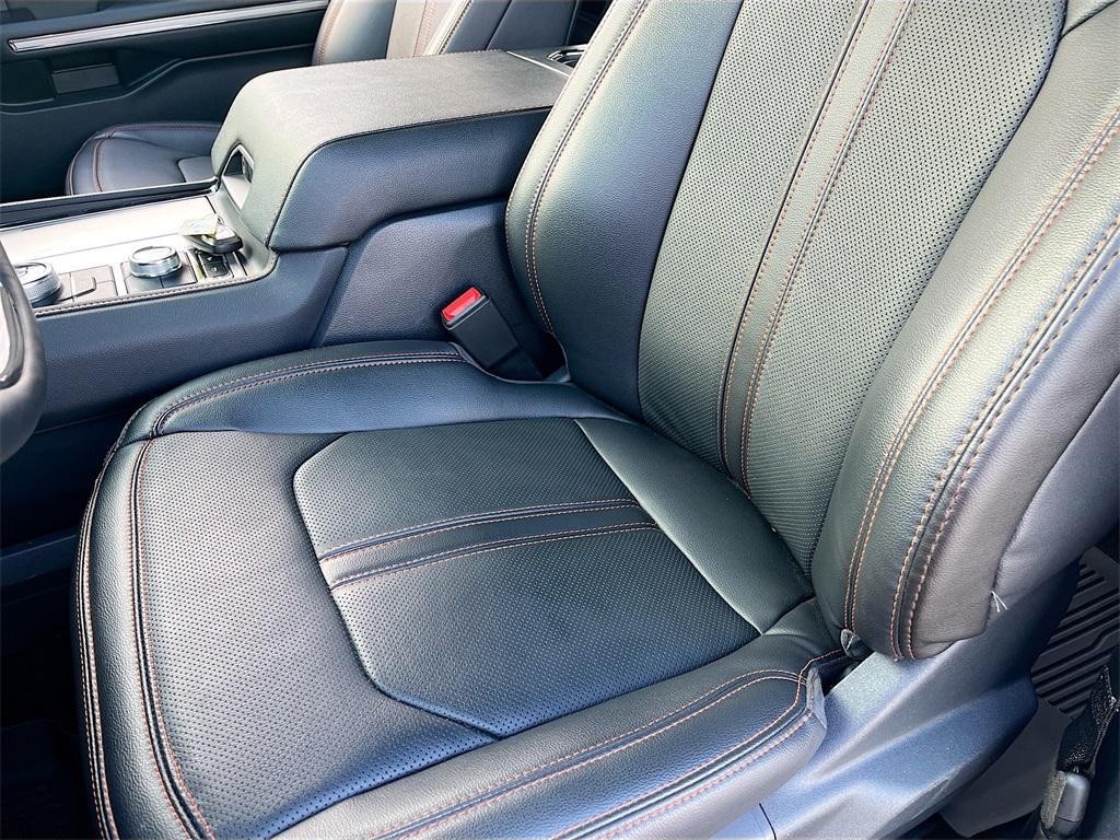 used 2024 Ford Expedition car, priced at $57,200