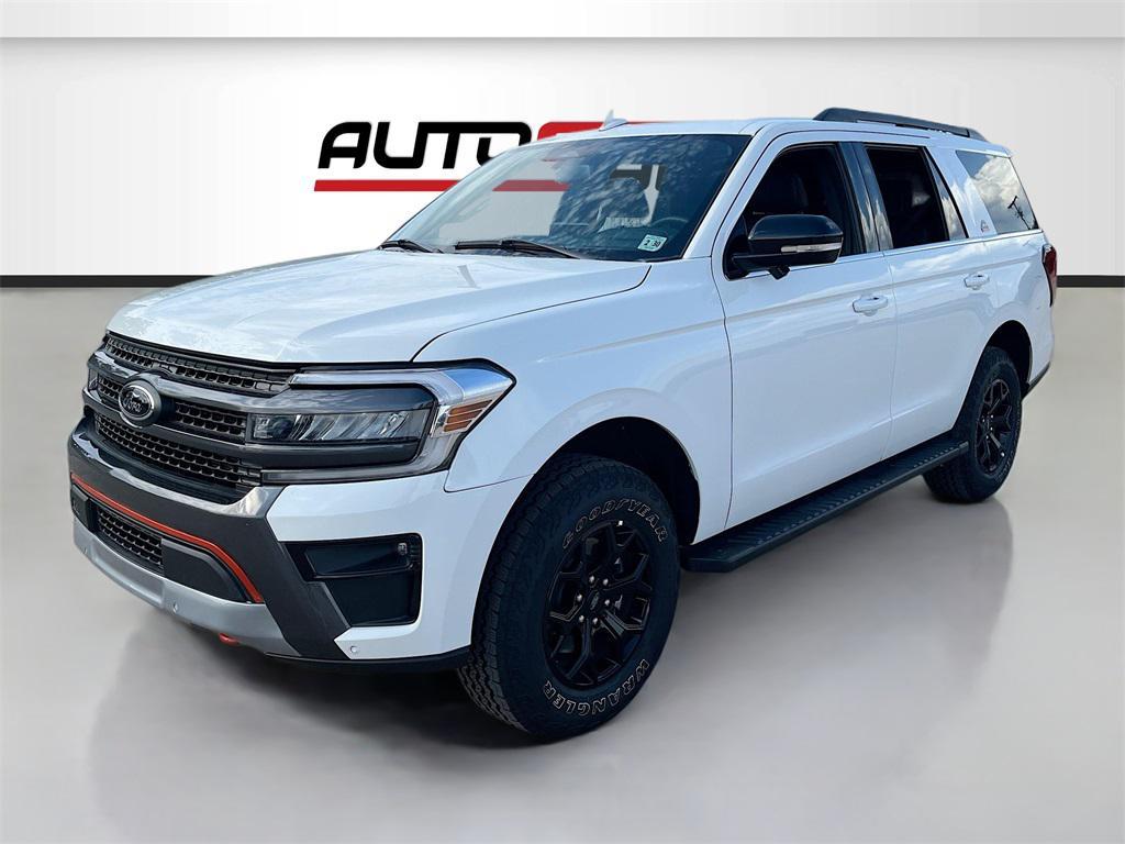 used 2024 Ford Expedition car, priced at $57,200
