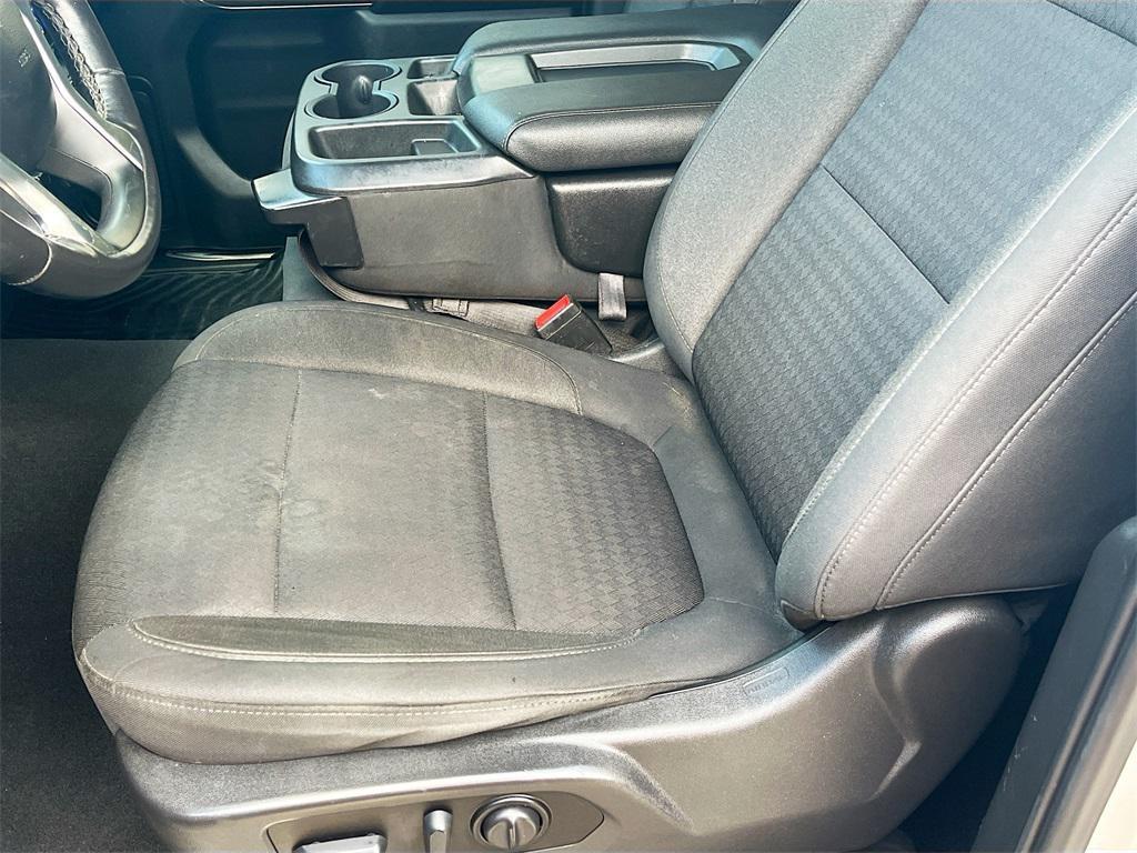 used 2022 Chevrolet Silverado 1500 car, priced at $29,300