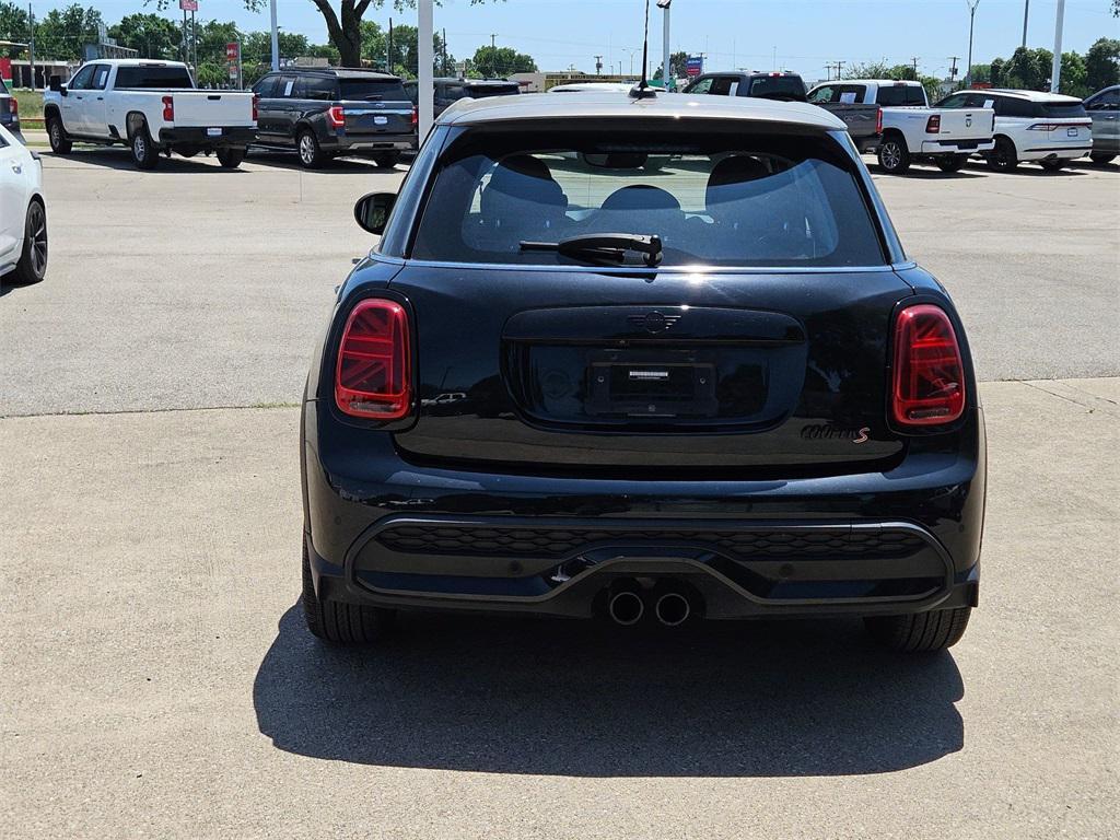used 2023 MINI Hardtop car, priced at $21,000