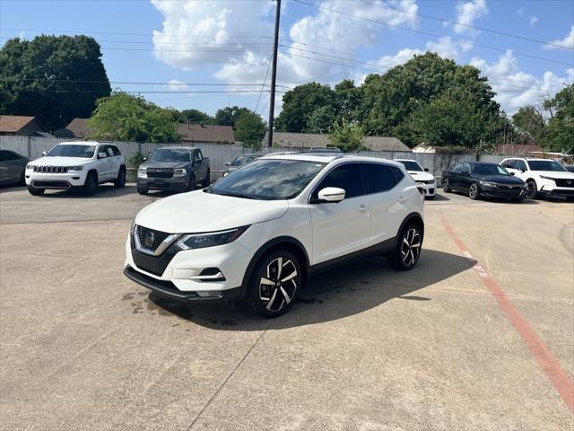 used 2020 Nissan Rogue Sport car, priced at $18,000