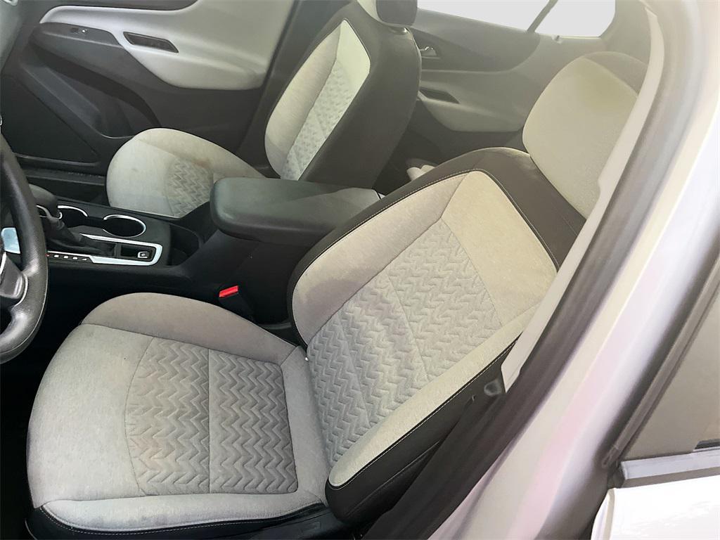 used 2022 Chevrolet Equinox car, priced at $17,700