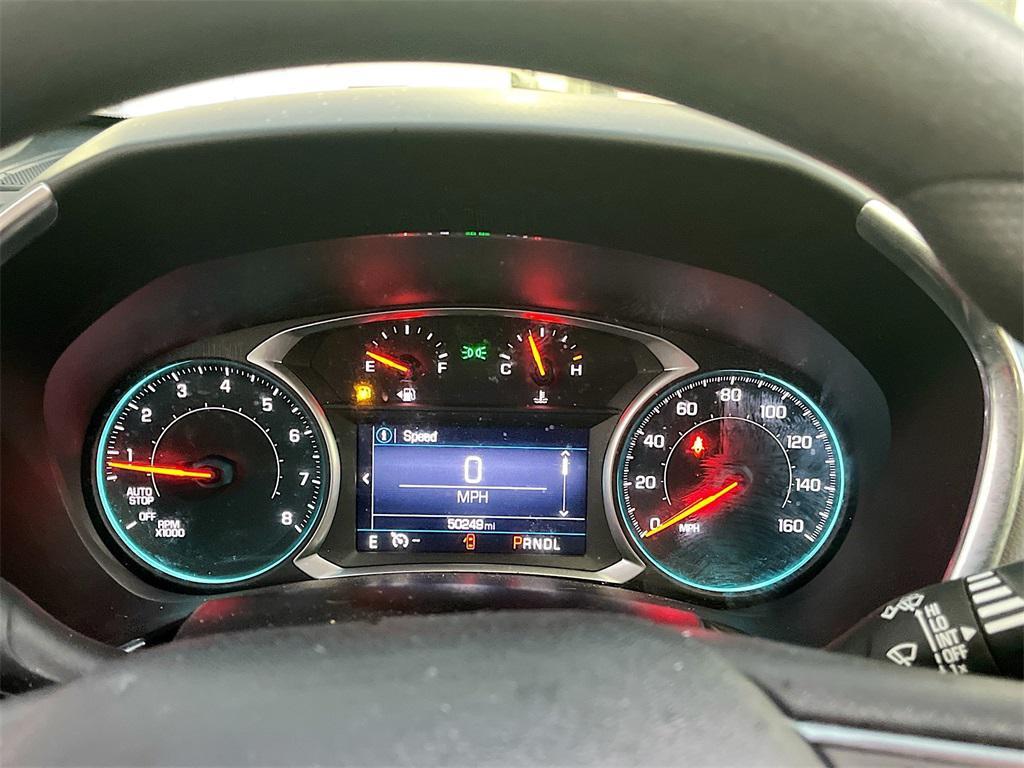 used 2022 Chevrolet Equinox car, priced at $17,700