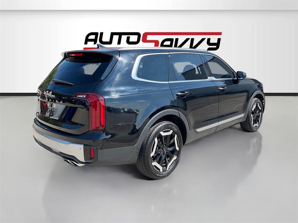 used 2024 Kia Telluride car, priced at $30,900