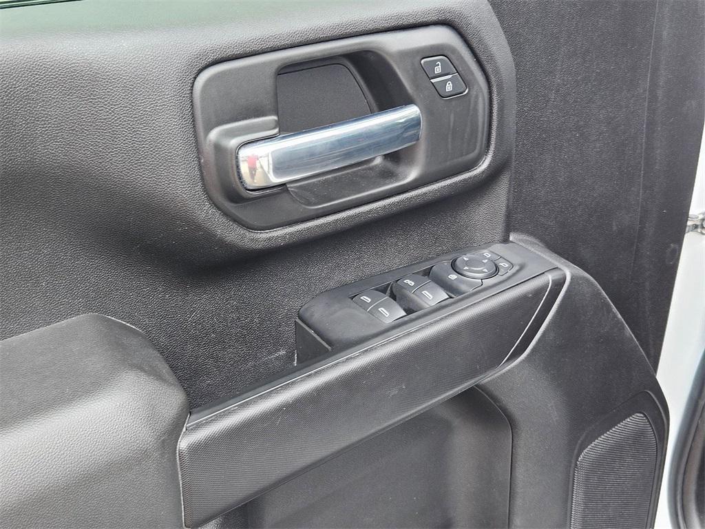 used 2024 Chevrolet Silverado 2500 car, priced at $40,000