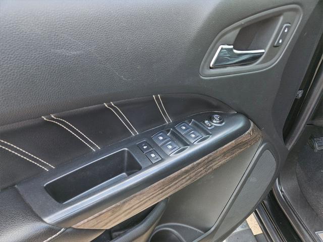 used 2022 GMC Canyon car, priced at $29,200