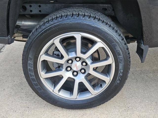 used 2022 GMC Canyon car, priced at $29,200