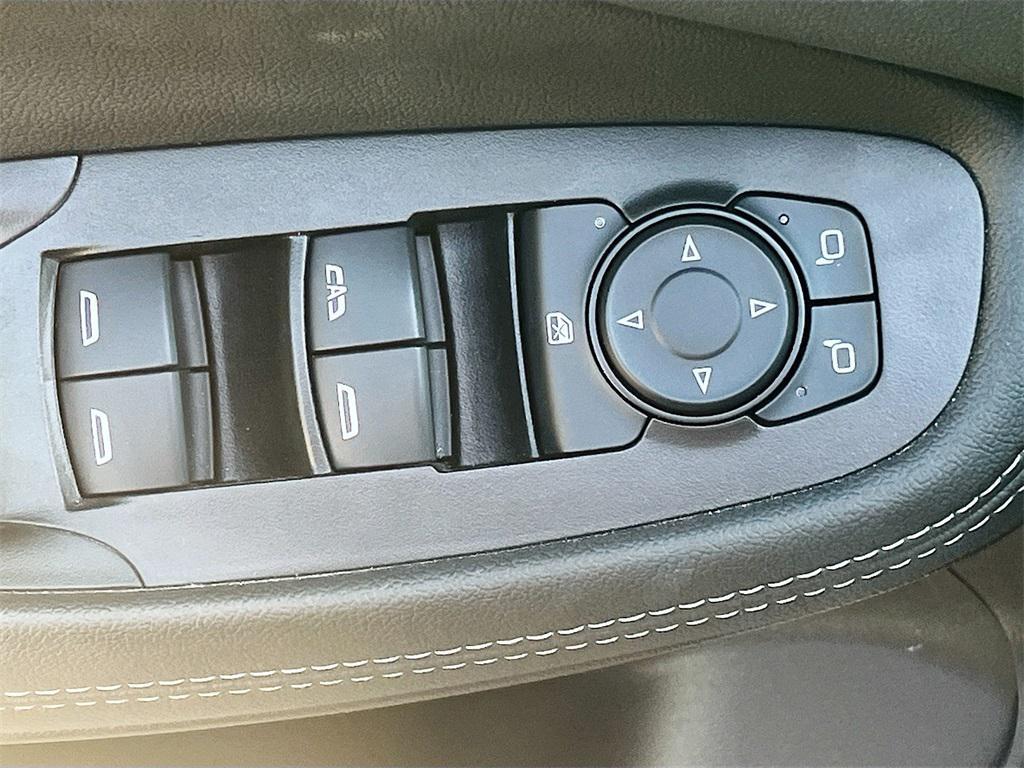 used 2023 Buick Encore GX car, priced at $19,000