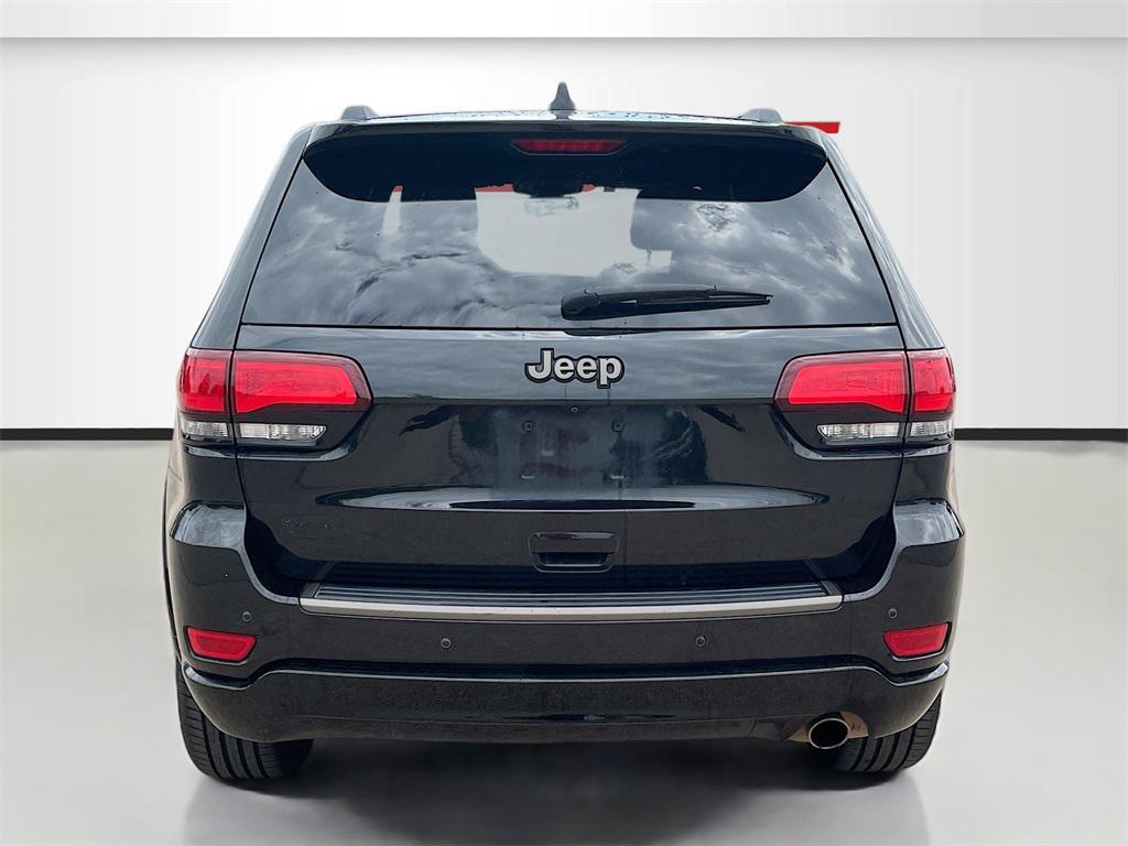 used 2016 Jeep Grand Cherokee car, priced at $9,000
