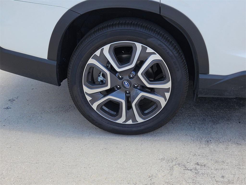 used 2024 Subaru Ascent car, priced at $32,200