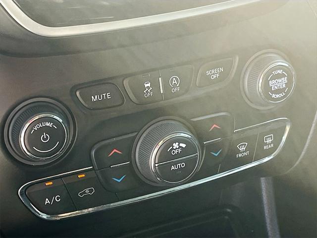 used 2020 Jeep Cherokee car, priced at $17,600