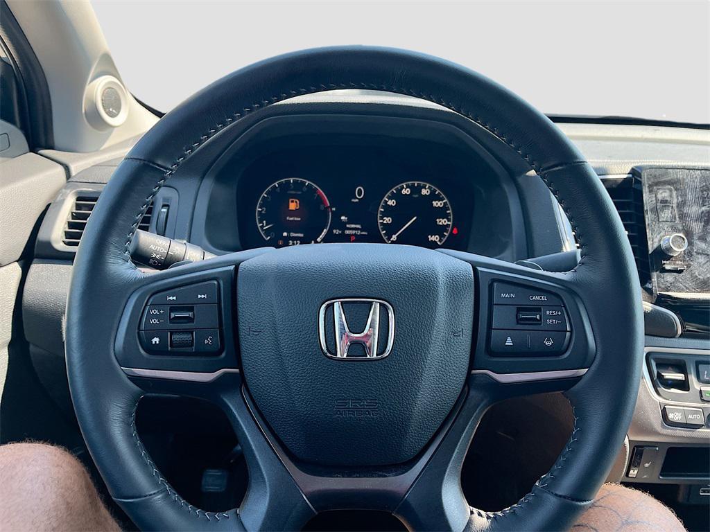 used 2025 Honda Ridgeline car, priced at $33,600