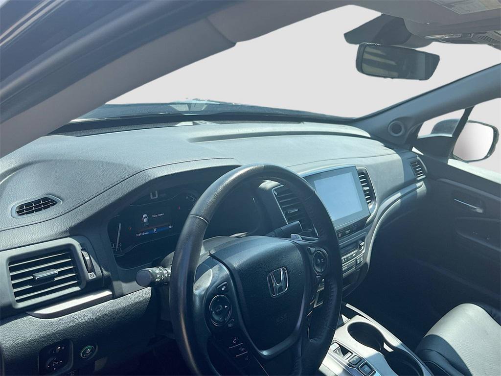 used 2023 Honda Ridgeline car, priced at $27,700