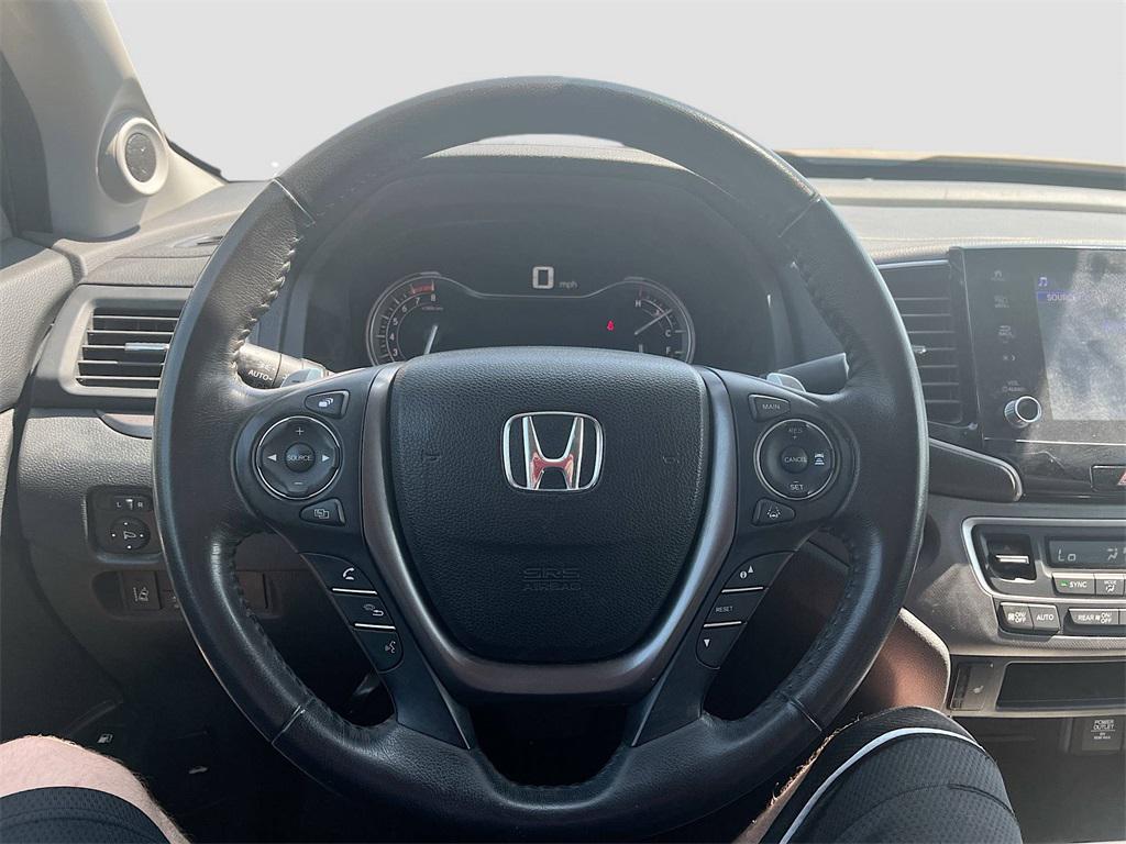 used 2023 Honda Ridgeline car, priced at $27,700