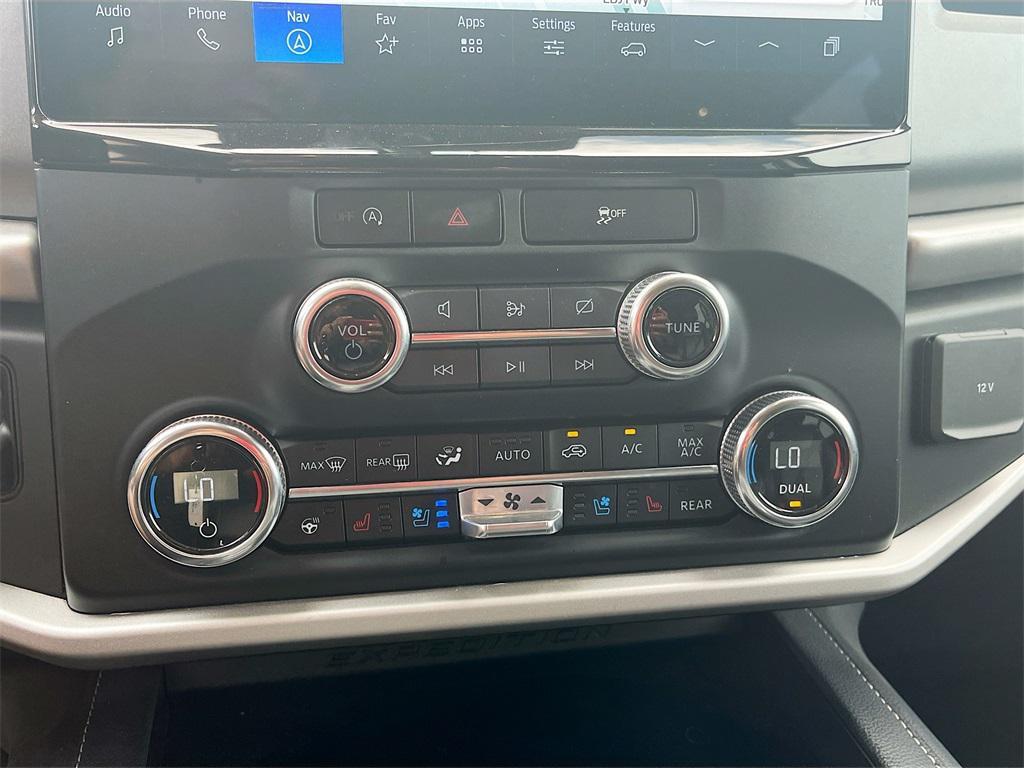 used 2023 Ford Expedition car, priced at $41,200