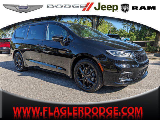 new 2024 Chrysler Pacifica car, priced at $50,753