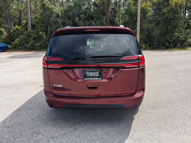 new 2023 Chrysler Pacifica car, priced at $43,757
