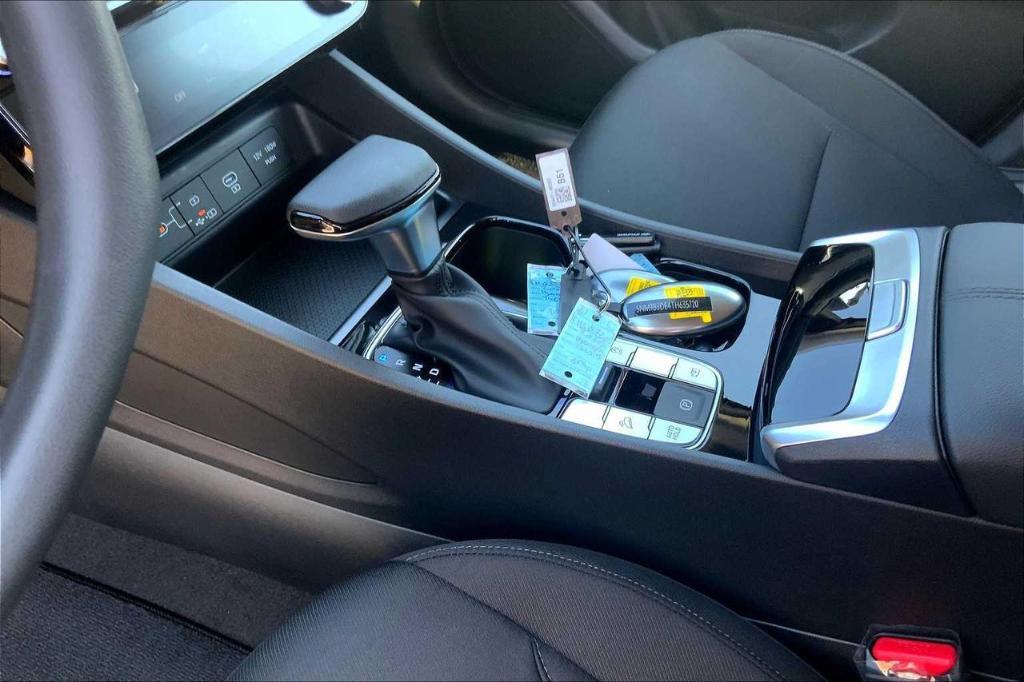 new 2026 Hyundai Tucson car, priced at $28,001