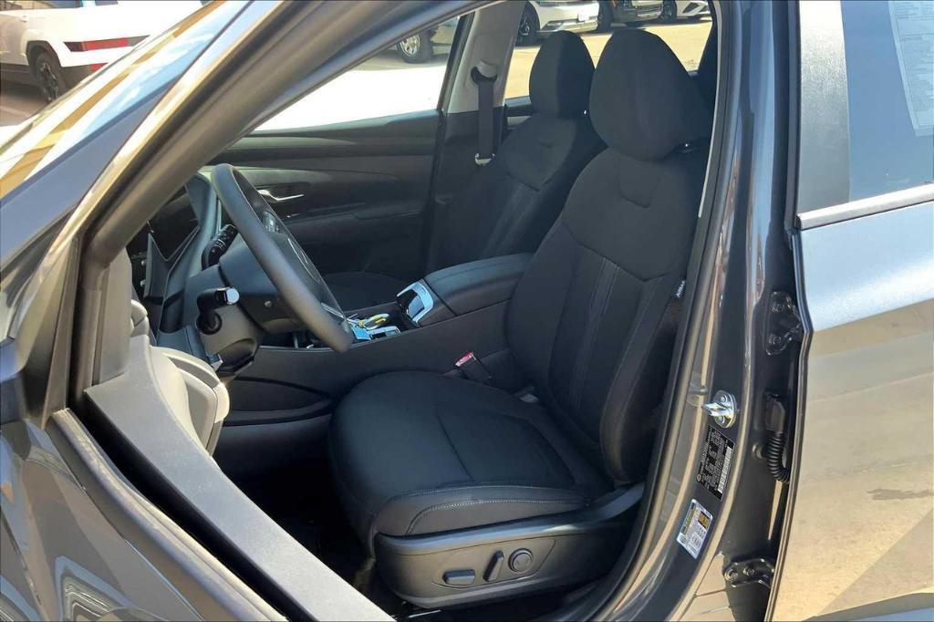 new 2026 Hyundai Tucson car, priced at $28,001