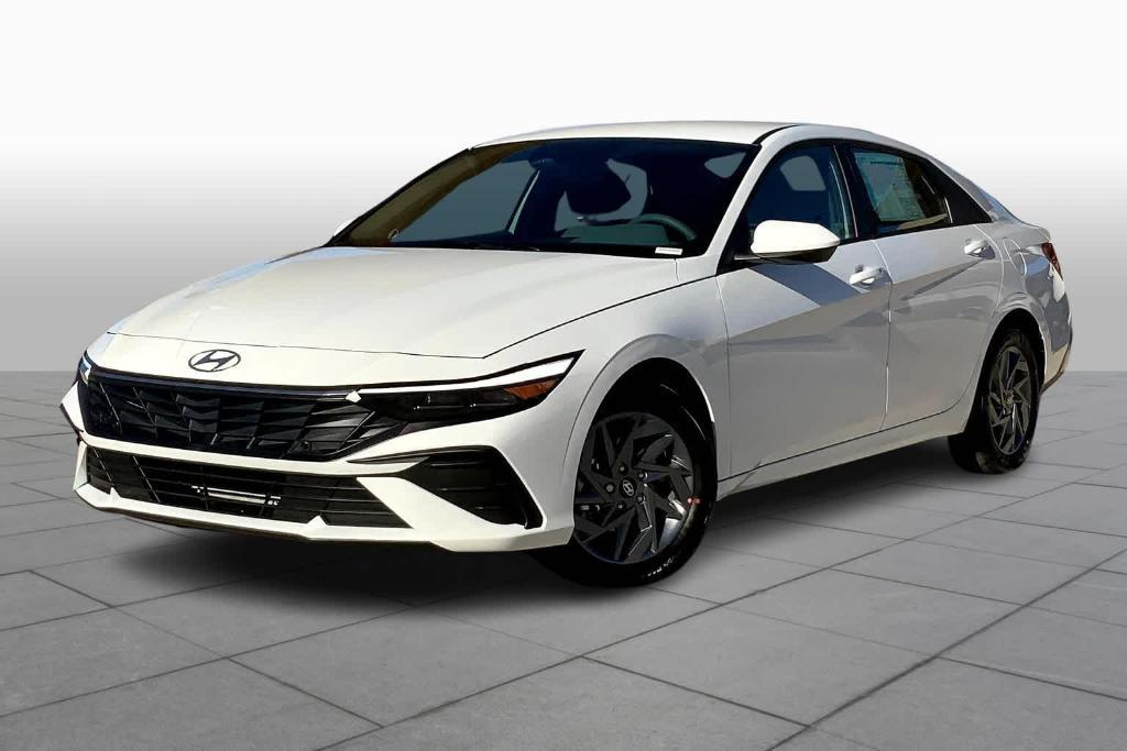 new 2024 Hyundai Elantra car, priced at $23,925