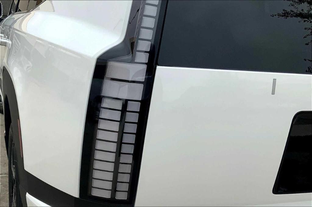 new 2026 Hyundai IONIQ 9 car, priced at $56,215