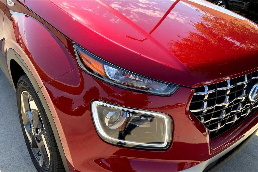 new 2025 Hyundai Venue car, priced at $21,319