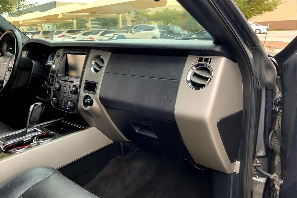 used 2015 Ford Expedition car, priced at $12,321