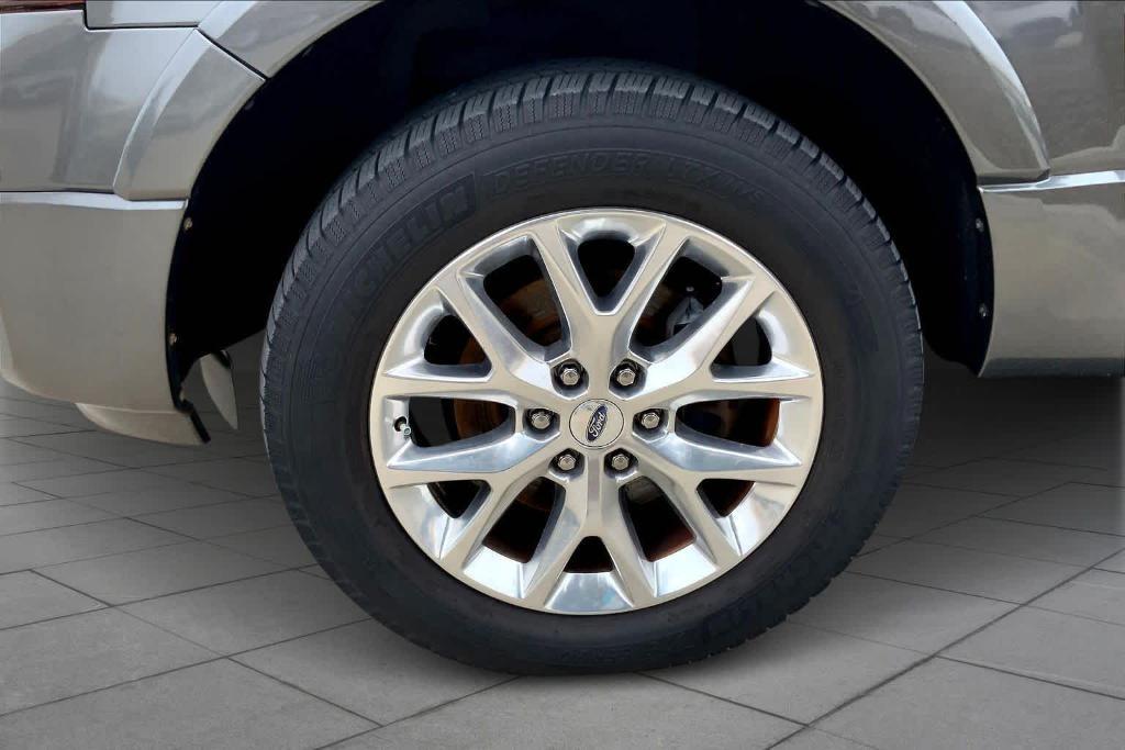 used 2015 Ford Expedition car, priced at $12,321