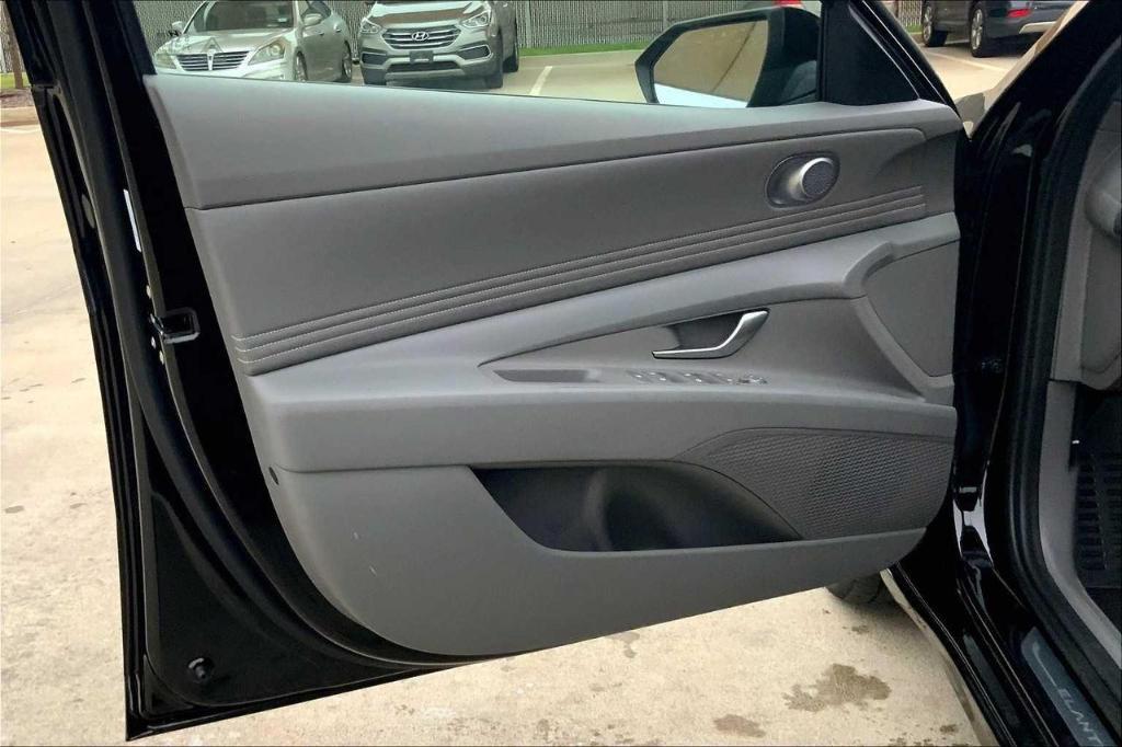 new 2025 Hyundai ELANTRA HEV car, priced at $23,472