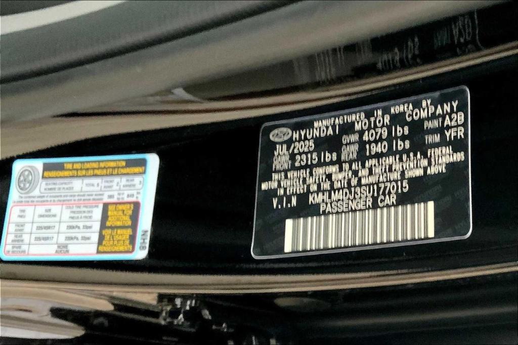 new 2025 Hyundai ELANTRA HEV car, priced at $23,472