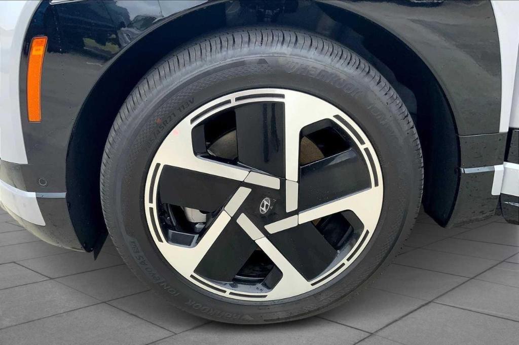 new 2026 Hyundai IONIQ 9 car, priced at $62,764