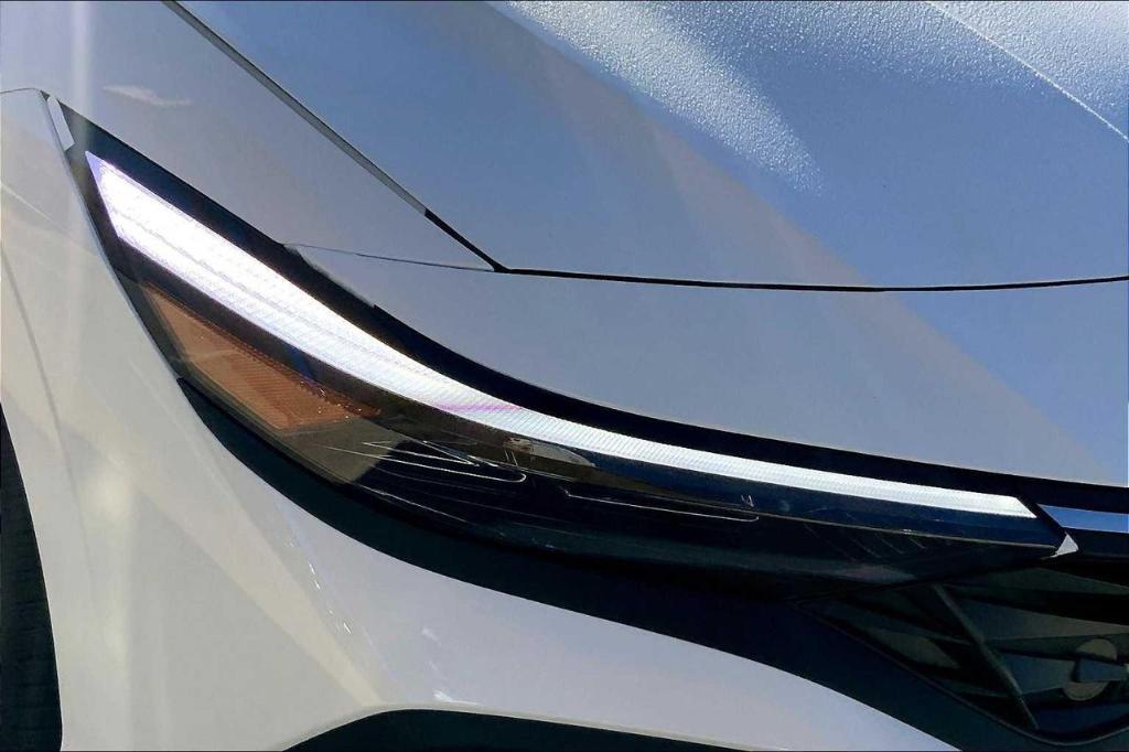 new 2025 Hyundai ELANTRA HEV car, priced at $23,764