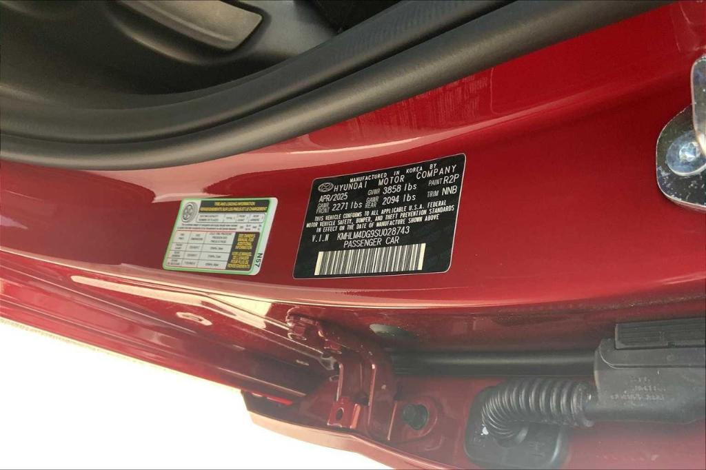 new 2025 Hyundai Elantra car, priced at $20,208