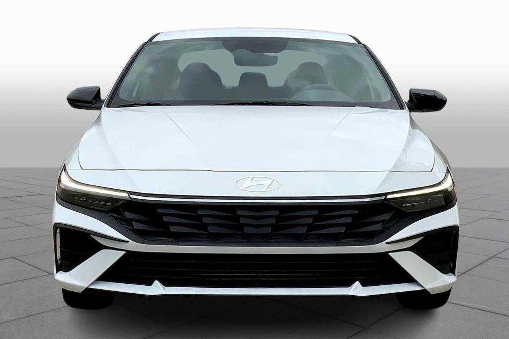 new 2025 Hyundai Elantra car, priced at $20,275