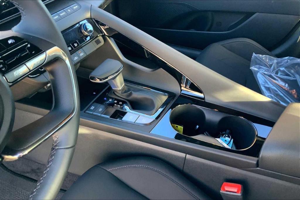 new 2025 Hyundai ELANTRA HEV car, priced at $23,748