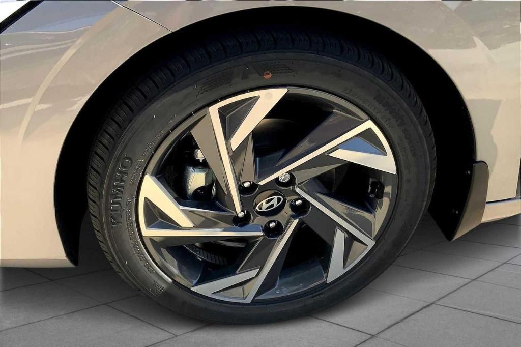 new 2025 Hyundai Elantra car, priced at $19,880