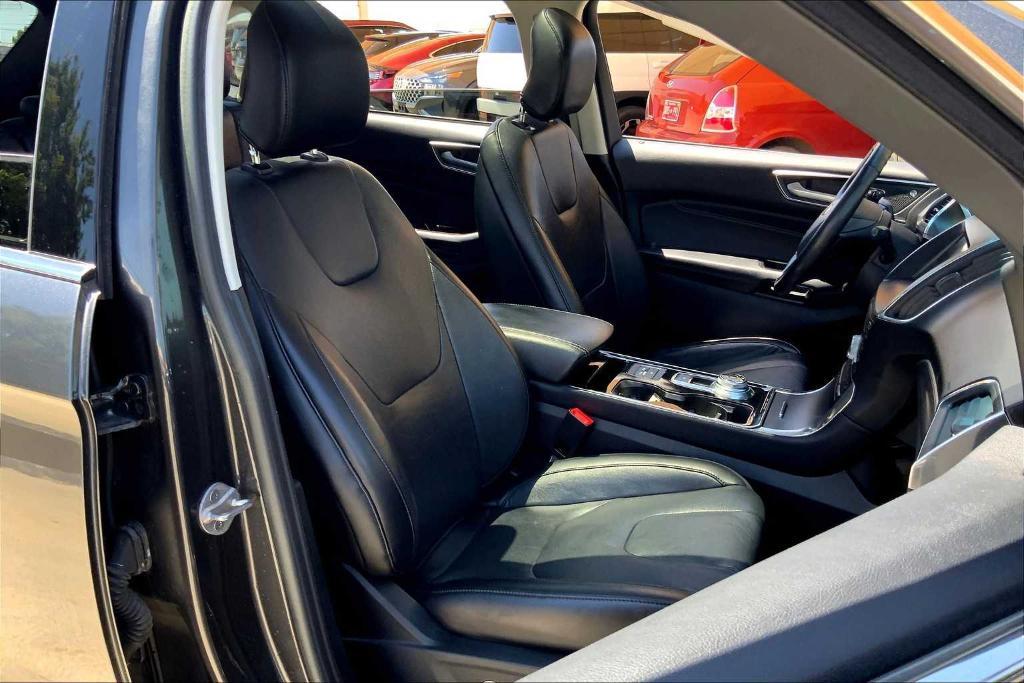 used 2019 Ford Edge car, priced at $17,993
