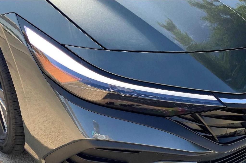 new 2025 Hyundai ELANTRA HEV car, priced at $23,472