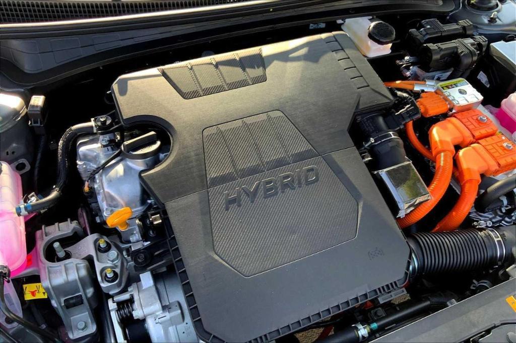 new 2025 Hyundai ELANTRA HEV car, priced at $23,472