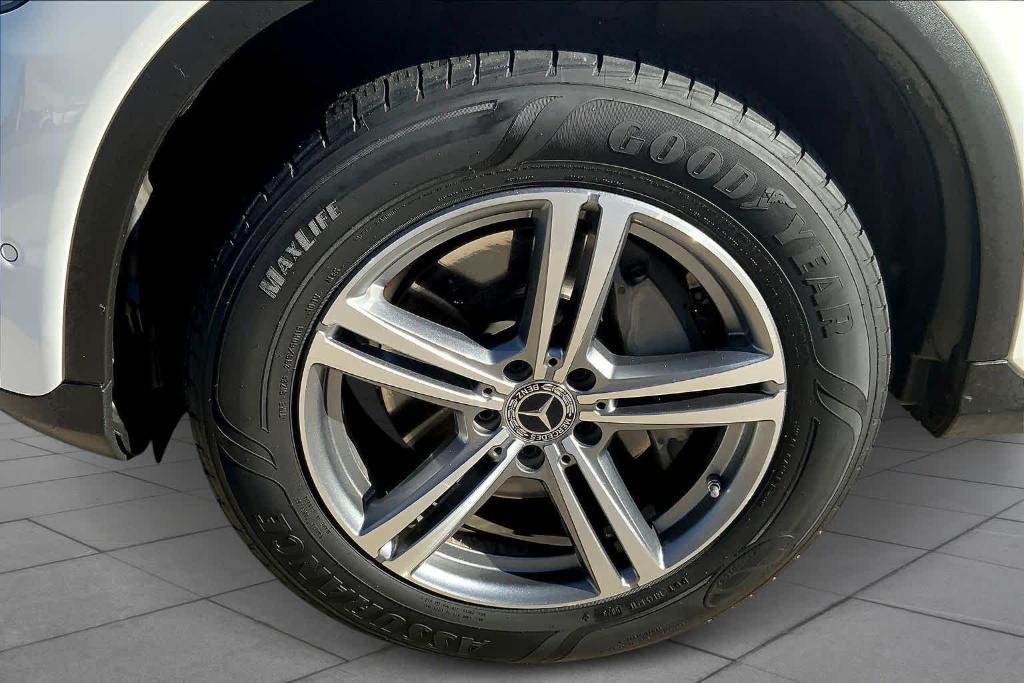used 2021 Mercedes-Benz GLC 300 car, priced at $26,998