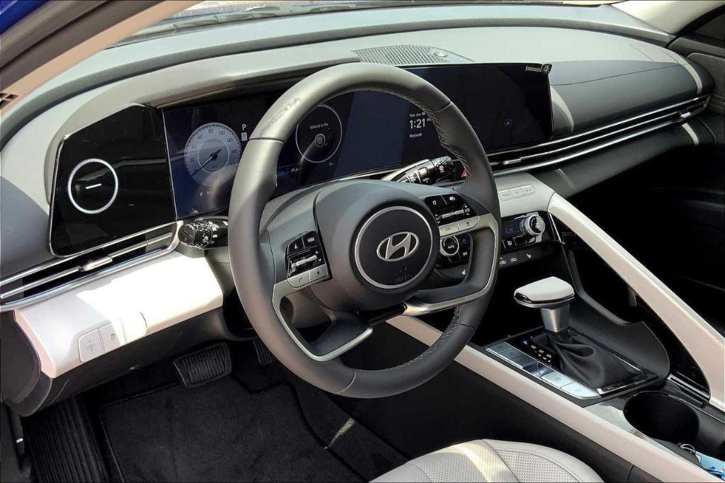 new 2025 Hyundai Elantra car, priced at $22,578