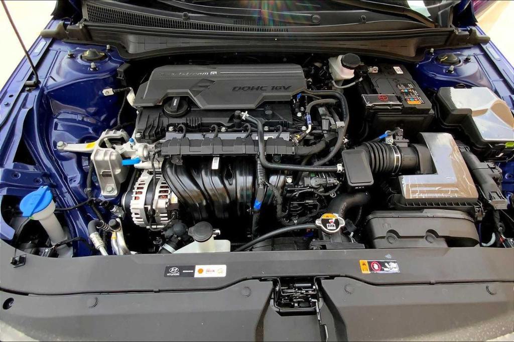 new 2025 Hyundai Elantra car, priced at $22,578