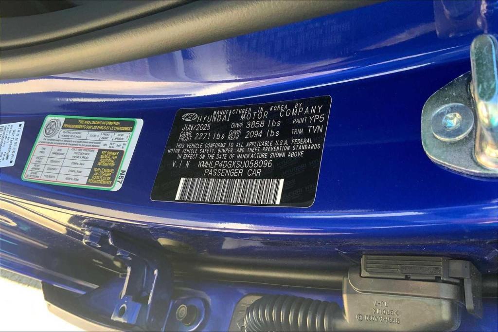 new 2025 Hyundai Elantra car, priced at $22,578