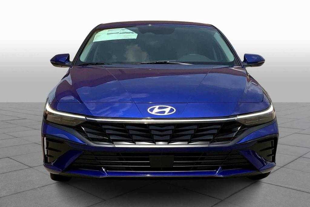 new 2025 Hyundai Elantra car, priced at $22,578