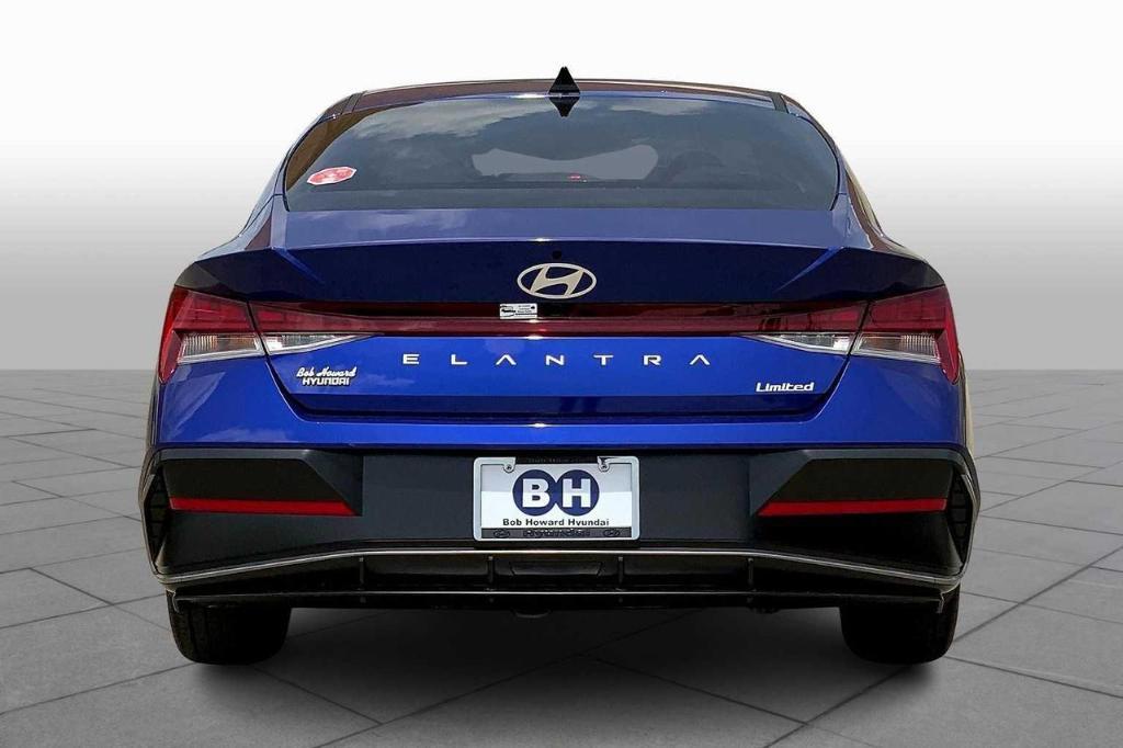 new 2025 Hyundai Elantra car, priced at $22,578