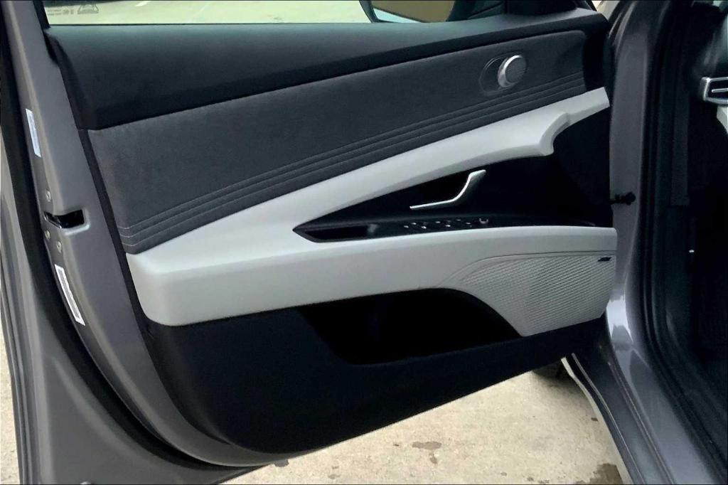 new 2025 Hyundai ELANTRA HEV car, priced at $25,348