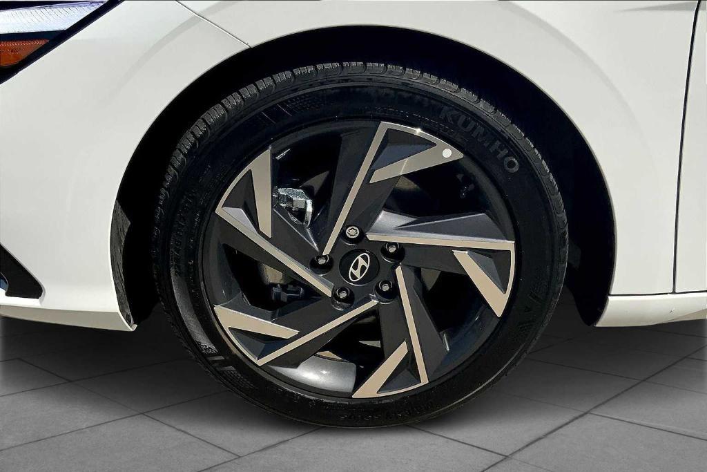 used 2025 Hyundai Elantra car, priced at $20,931